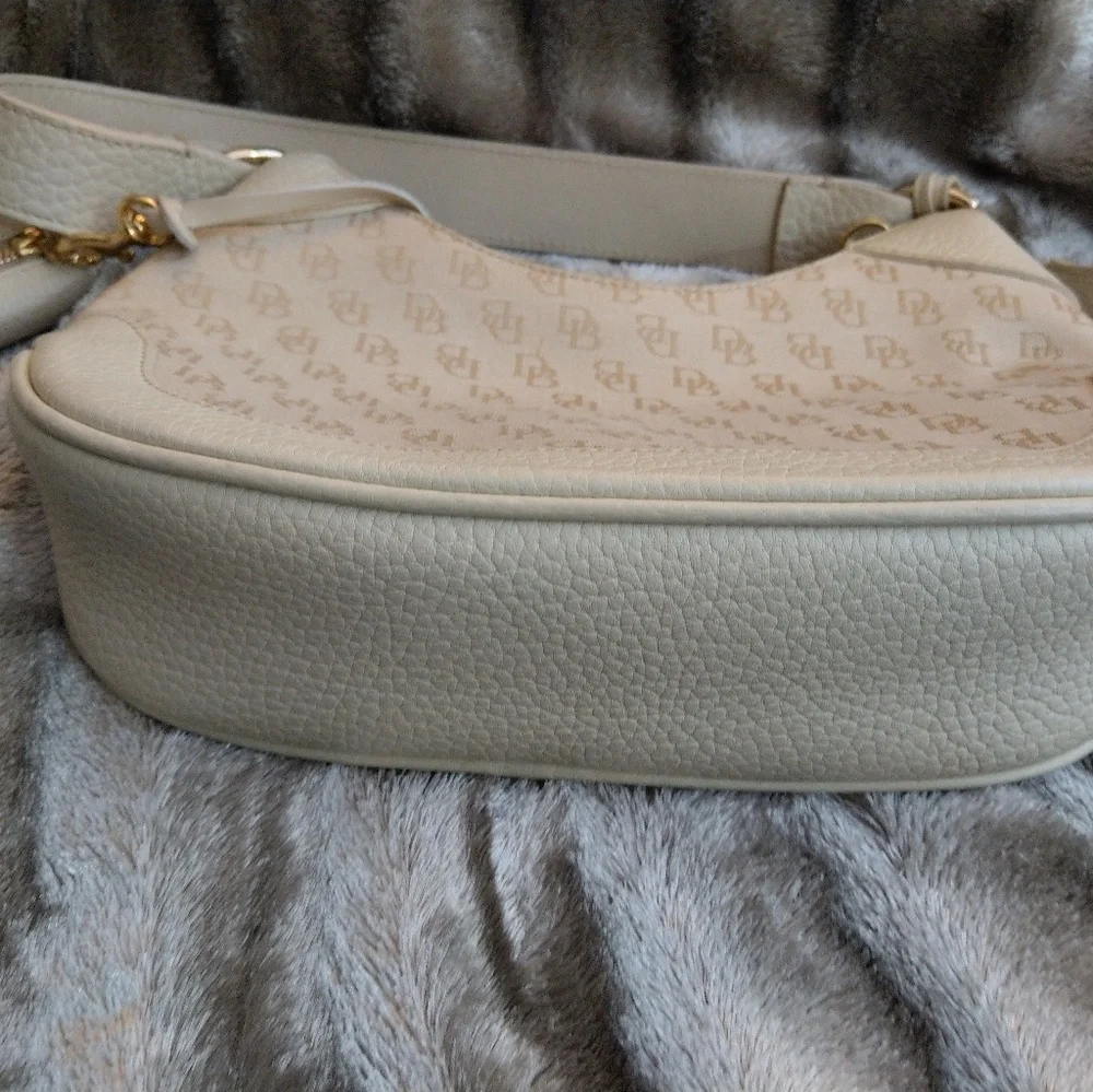 Authentic Dooney & Bourke small‎ hobo purse& wallet